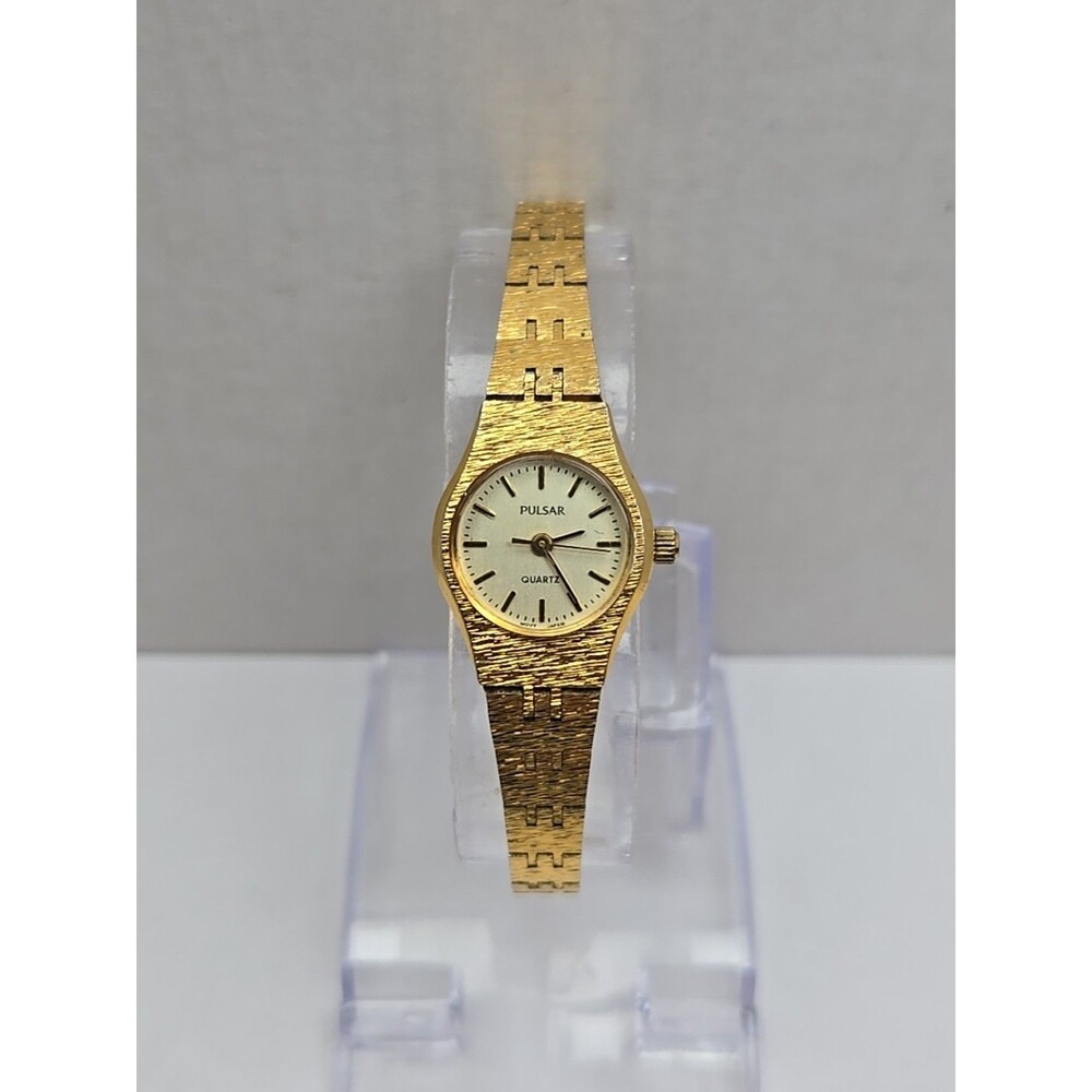 Pulsar by Seiko Womens Gold Tone Bracelet Watch Quartz New Battery Japan Dainty